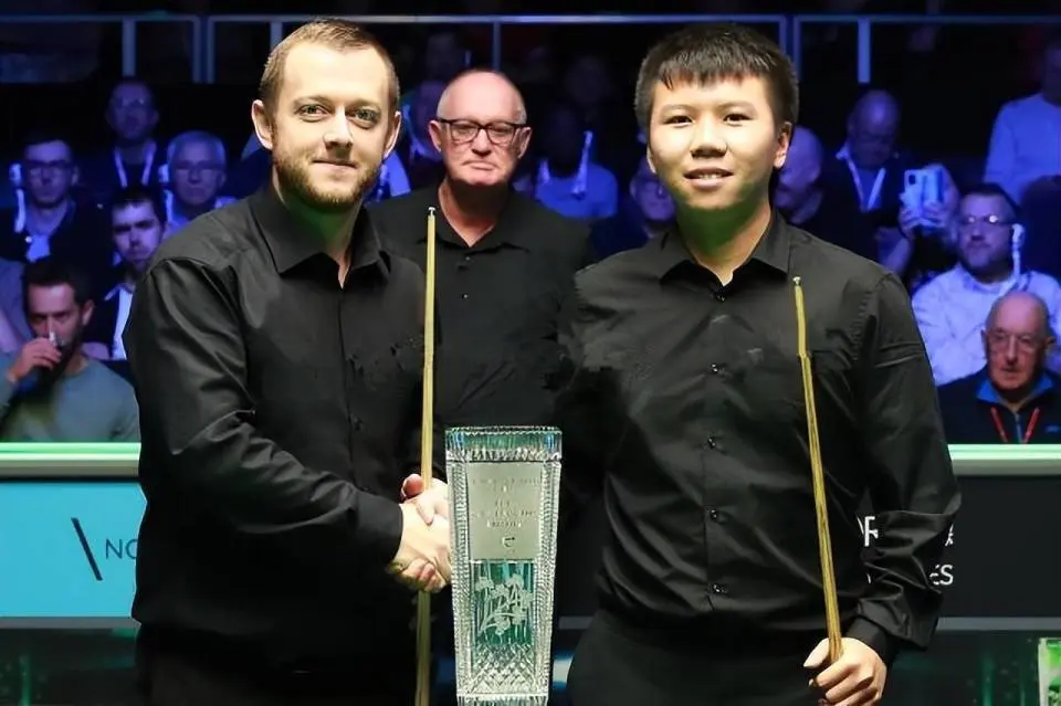 结束后, 的比赛中, 埃莫里